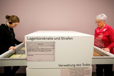 Lagerbürokratie im Konzentrationslager (Bild: Lina Loos für das Kreismuseum Wewelsburg)